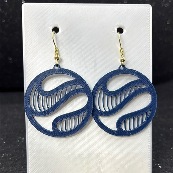 Handmade Jewelry - The Grid Twist Blue Earrings